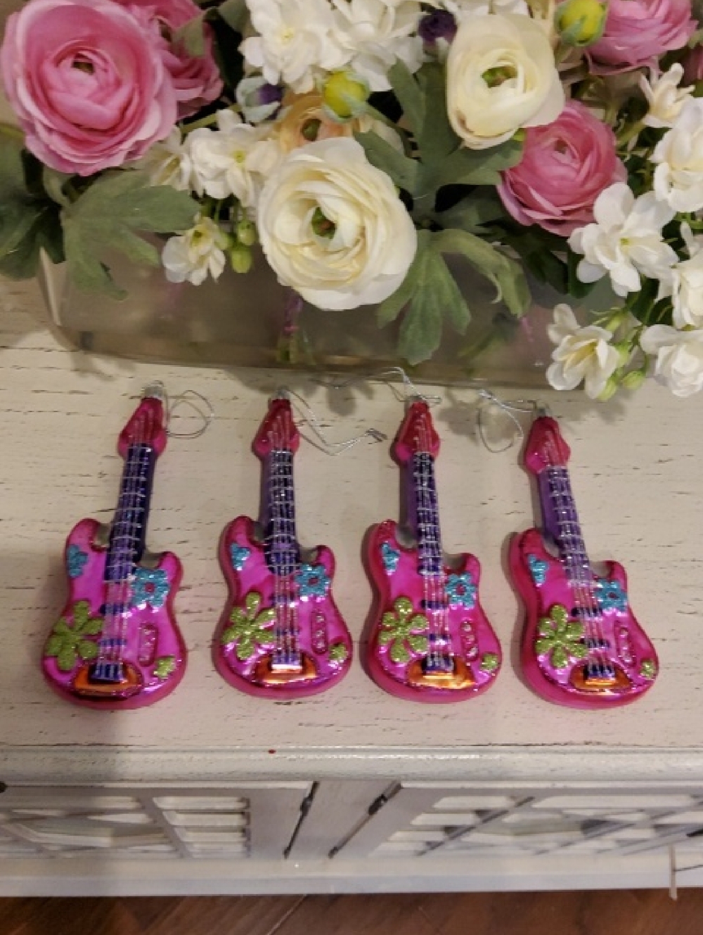 Set of 4 Pink Decorative Guitar Ornaments